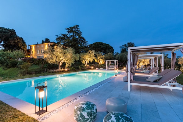 Foto van Villa met 10 slaapkamers in Lucca met zwembad - Vakantiehuis in Montecarlo - PoolOfHouse