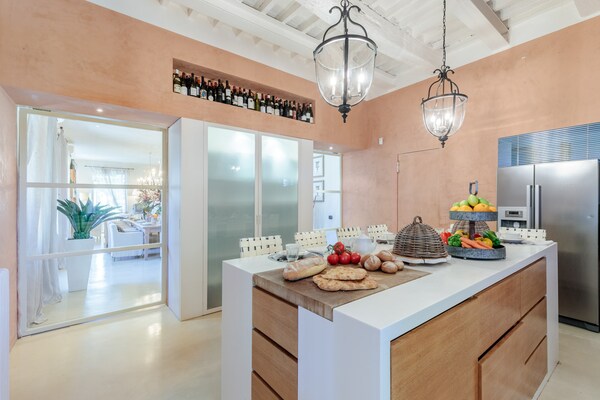 Foto van Villa met 10 slaapkamers in Lucca met zwembad - Vakantiehuis in Montecarlo - Kitchen