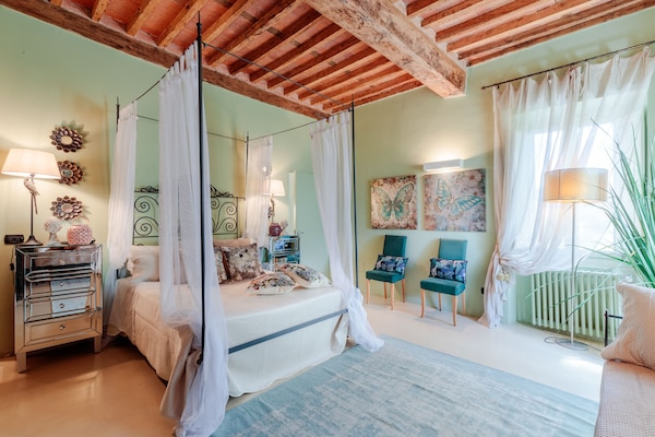 Foto van Villa met 10 slaapkamers in Lucca met zwembad - Vakantiehuis in Montecarlo - BedRoom