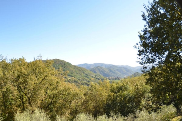 Foto van Vakantiehuis in Toscane met Zwembad & Uitzicht - Vakantiehuis in Bagni di Lucca - AreaSummer5KM