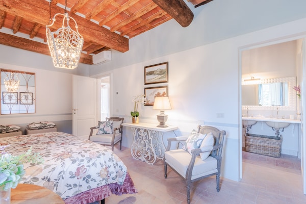 Foto van Luxe villa met 10 slaapkamers in Lucca - Vakantiehuis in Lucca - BedRoom
