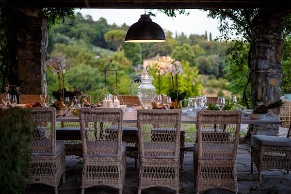 Foto van Luxe villa met 10 slaapkamers in Lucca - Vakantiehuis in Lucca - TerraceBalcony