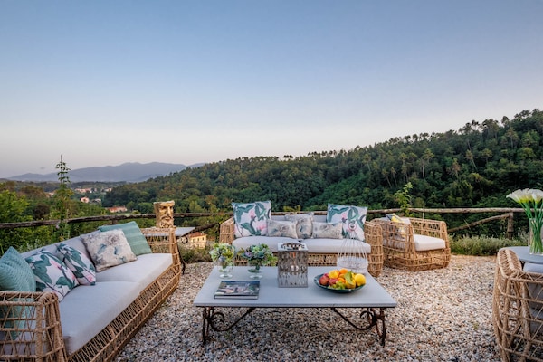 Foto van Luxe villa met 10 slaapkamers in Lucca - Vakantiehuis in Lucca - TerraceBalcony