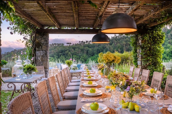 Foto van Luxe villa met 10 slaapkamers in Lucca - Vakantiehuis in Lucca - TerraceBalcony