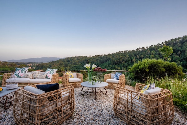 Foto van Luxe villa met 10 slaapkamers in Lucca - Vakantiehuis in Lucca - ExteriorSummer