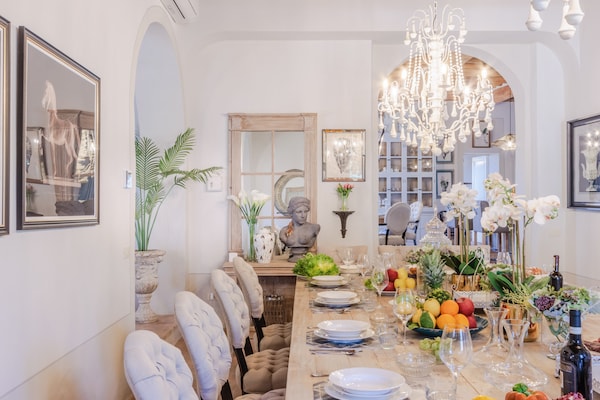 Foto van Luxe villa met 10 slaapkamers in Lucca - Vakantiehuis in Lucca - DiningRoom