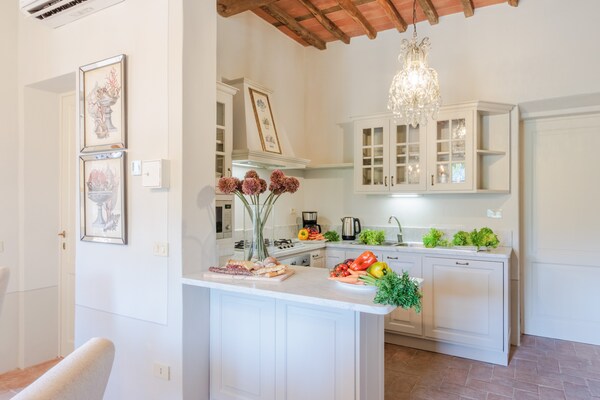 Foto van Luxe villa met 10 slaapkamers in Lucca - Vakantiehuis in Lucca - Kitchen