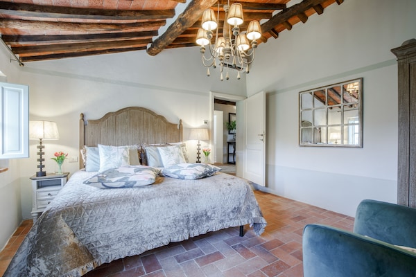 Foto van Luxe villa met 10 slaapkamers in Lucca - Vakantiehuis in Lucca - BedRoom