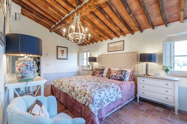 Foto van Luxe villa met 10 slaapkamers in Lucca - Vakantiehuis in Lucca - BedRoom