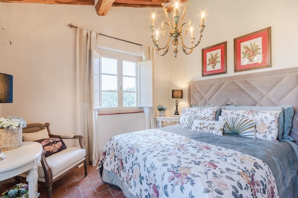 Foto van Luxe villa met 10 slaapkamers in Lucca - Vakantiehuis in Lucca - BedRoom