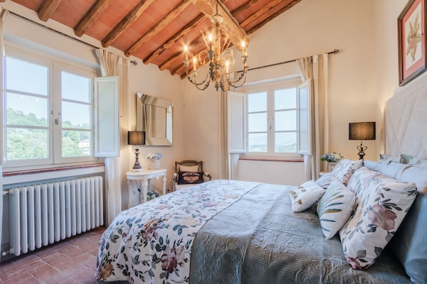 Foto van Luxe villa met 10 slaapkamers in Lucca - Vakantiehuis in Lucca - BedRoom