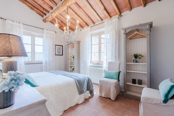 Foto van Luxe villa met 10 slaapkamers in Lucca - Vakantiehuis in Lucca - BedRoom