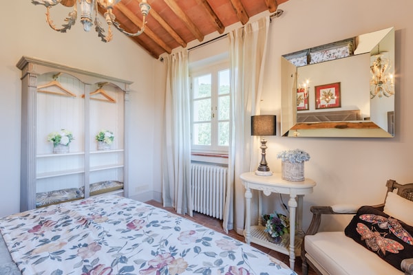 Foto van Luxe villa met 10 slaapkamers in Lucca - Vakantiehuis in Lucca - BedRoom