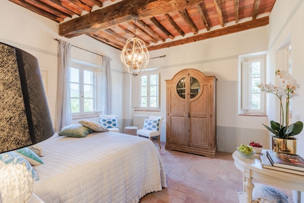Foto van Luxe villa met 10 slaapkamers in Lucca - Vakantiehuis in Lucca - BedRoom