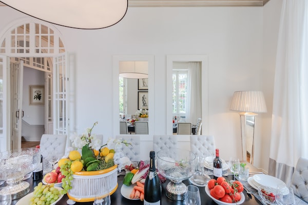 Foto van Villa in Lucca bij historische muren - Vakantiehuis in Lucca - HallReception