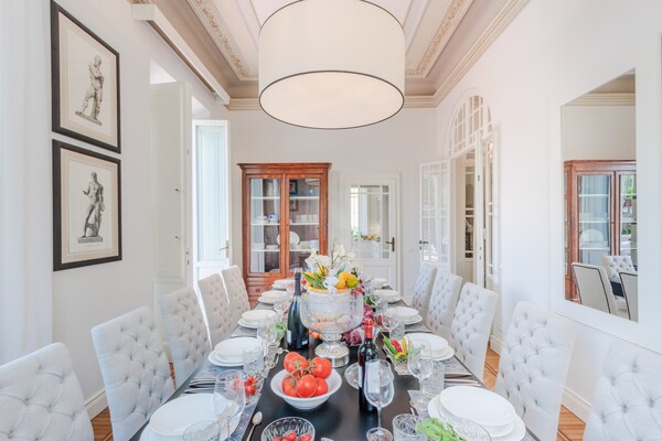 Foto van Villa in Lucca bij historische muren - Vakantiehuis in Lucca - DiningRoom