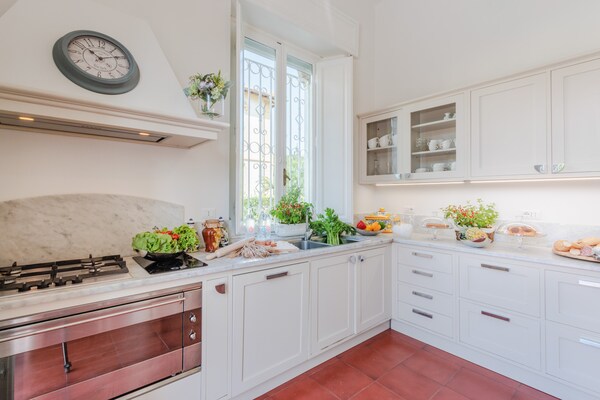 Foto van Villa in Lucca bij historische muren - Vakantiehuis in Lucca - Kitchen