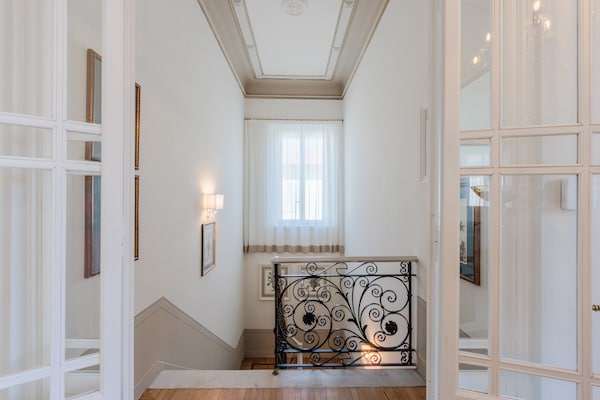 Foto van Villa in Lucca bij historische muren - Vakantiehuis in Lucca - Landing
