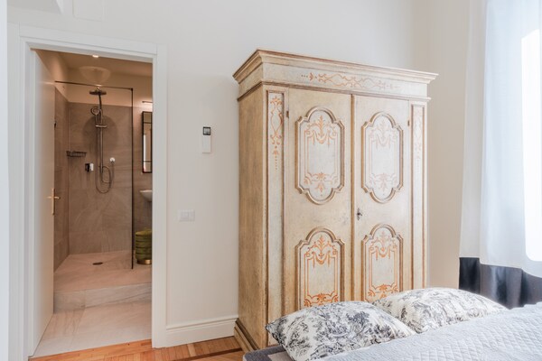 Foto van Villa in Lucca bij historische muren - Vakantiehuis in Lucca - BedRoom
