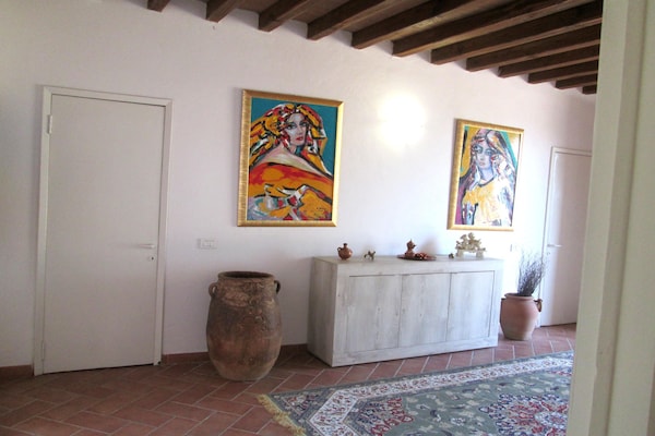 Foto van Villa in Toscane met Zwembad en Olijfgaard - Vakantiehuis in Castelnuovo di Val di Cecina (PI) - Landing