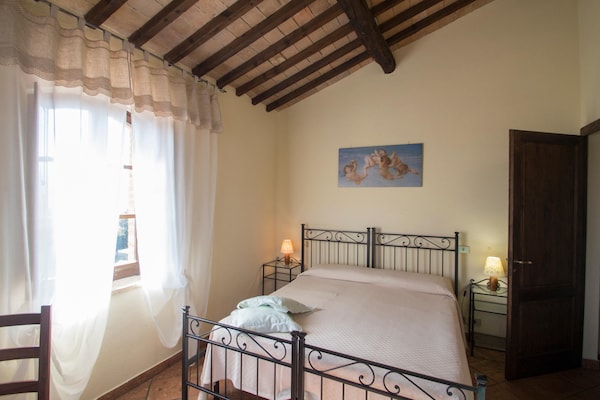 Foto van Huis in Toscane met zwembad - Vakantiehuis in Castel del Piano – GR - BedRoom