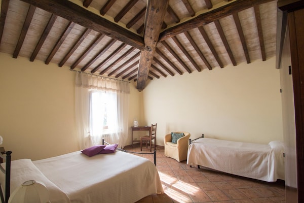 Foto van Huis in Toscane met zwembad - Vakantiehuis in Castel del Piano – GR - BedRoom