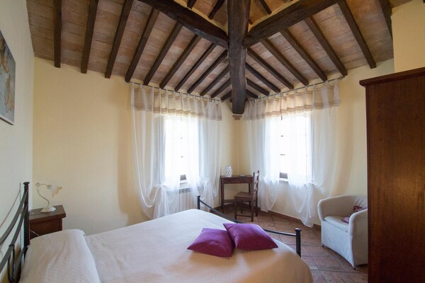 Foto van Huis in Toscane met zwembad - Vakantiehuis in Castel del Piano – GR - BedRoom