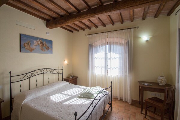 Foto van Huis in Toscane met zwembad - Vakantiehuis in Castel del Piano – GR - BedRoom