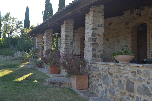 Foto van Huis in Toscane met zwembad - Vakantiehuis in Castel del Piano – GR - GardenSummer