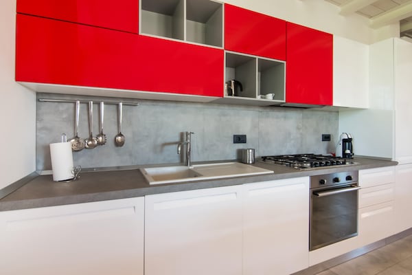 Foto van Villa in Ostra Vetere met Zwembad en Jacuzzi's - Vakantiehuis in Ostra Vetere - Kitchen