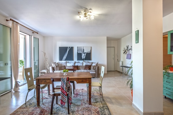 Foto van Grote villa in Tavullia - Vakantiehuis in Tavullia - LivingRoom