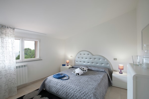 Foto van Grote villa in Tavullia - Vakantiehuis in Tavullia - BedRoom