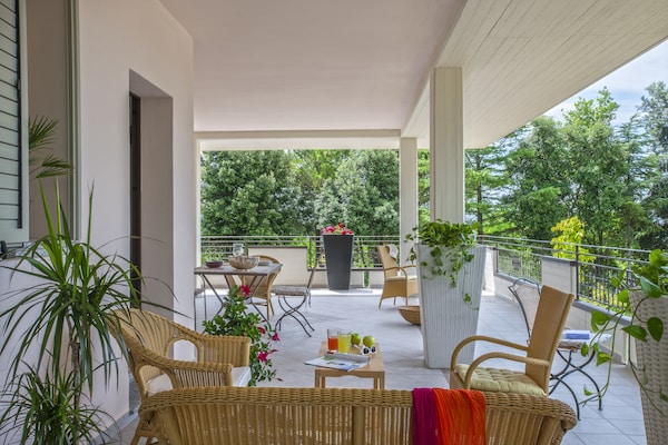 Foto van Grote villa in Tavullia - Vakantiehuis in Tavullia - TerraceBalcony