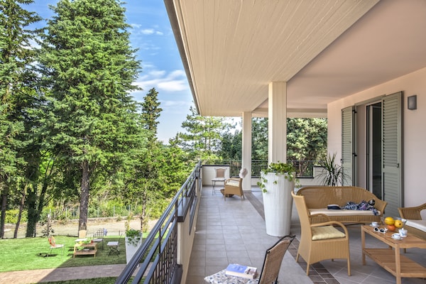 Foto van Grote villa in Tavullia - Vakantiehuis in Tavullia - TerraceBalcony