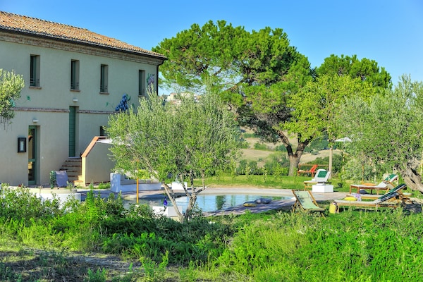 Foto van Villa met wijntours vlakbij het strand - Vakantiehuis in Barchi - GardenSummer