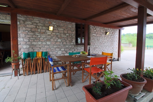 Foto van Volledige boerderij met onafhankelijke appartementen en zwembad - TerraceBalcony