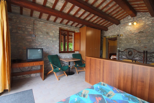 Foto van Volledige boerderij met onafhankelijke appartementen en zwembad - BedRoom
