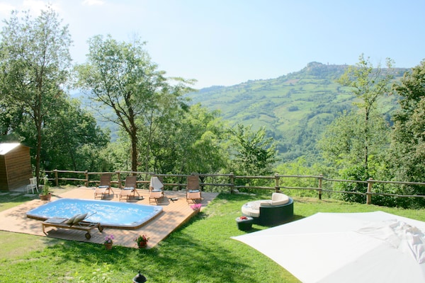 Foto van Luxe verblijf met tuin - Vakantiehuis in Monte San Martino - ViewSummer