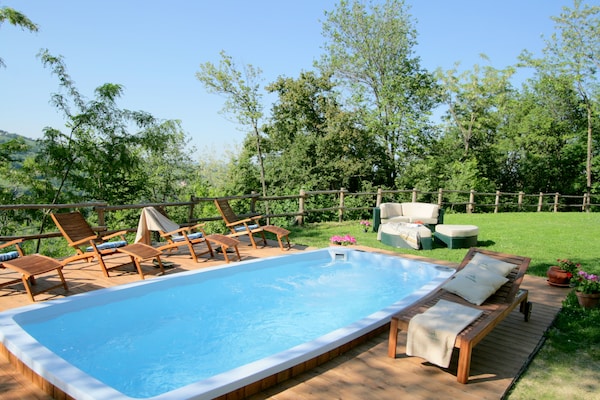 Foto van Luxe verblijf met tuin - Vakantiehuis in Monte San Martino - PoolOfHouse