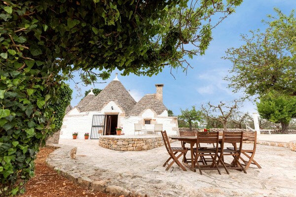 Foto van Trullo bij Locorotondo met Zwembad - Vakantiehuis in Locorotondo - GardenSummer