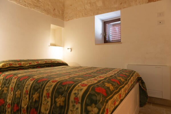 Foto van Trulli in Puglia met zwembad voor 6 personen - Vakantiehuis in Locorotondo - BedRoom