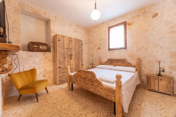 Foto van Rustieke landhuisvilla voor 17 met zwembad - Vakantiehuis in Ceglie Messapica - BedRoom