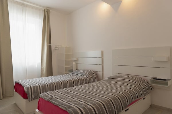 Foto van Villa bij Cisternino met zwembad en boomgaard - Vakantiehuis in Cisternino - BedRoom