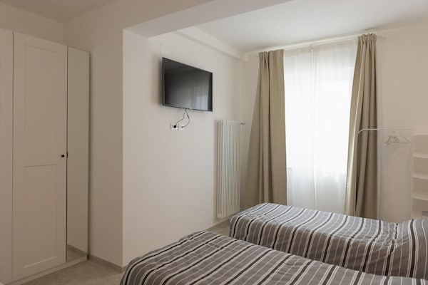 Foto van Villa bij Cisternino met zwembad en boomgaard - Vakantiehuis in Cisternino - BedRoom