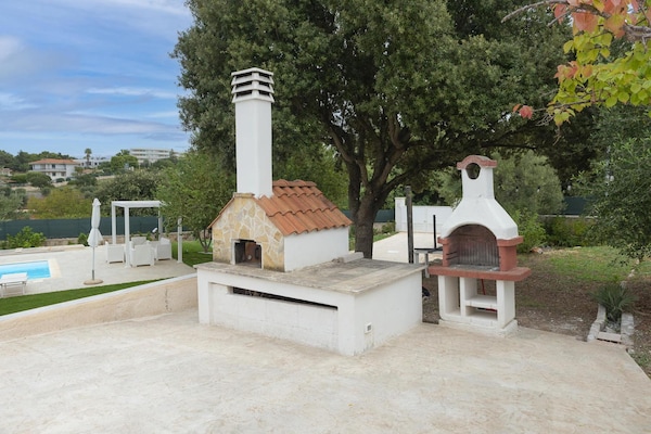 Foto van Villa bij Cisternino met zwembad en boomgaard - Vakantiehuis in Cisternino - ExteriorSummer