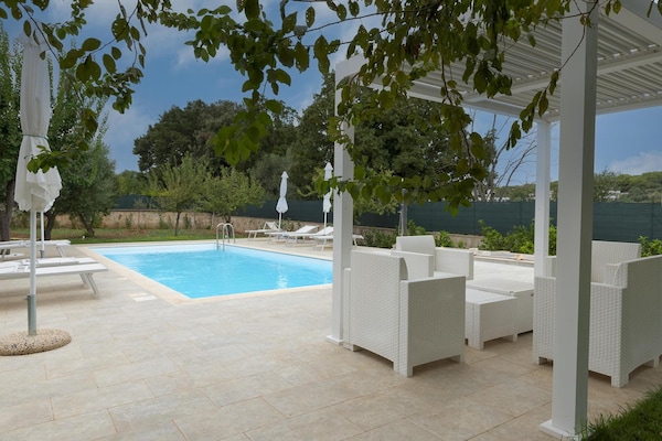 Foto van Villa bij Cisternino met zwembad en boomgaard - Vakantiehuis in Cisternino - PoolOfHouse