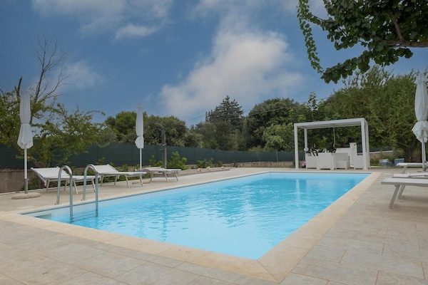 Foto van Villa bij Cisternino met zwembad en boomgaard - Vakantiehuis in Cisternino - PoolOfHouse