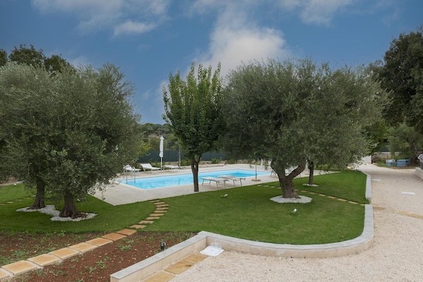 Foto van Villa bij Cisternino met zwembad en boomgaard - Vakantiehuis in Cisternino - PoolOfHouse