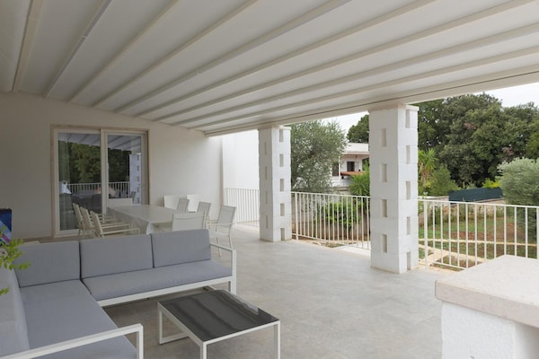 Foto van Villa bij Cisternino met zwembad en boomgaard - Vakantiehuis in Cisternino - TerraceBalcony