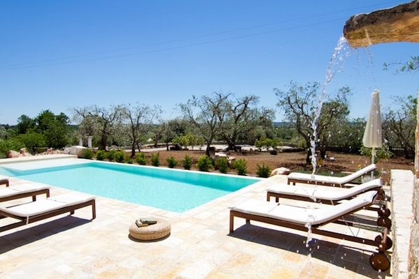 Foto van Villa in Itria-vallei met Infinity Pool - Vakantiehuis in Cisternino - PoolOfHouse